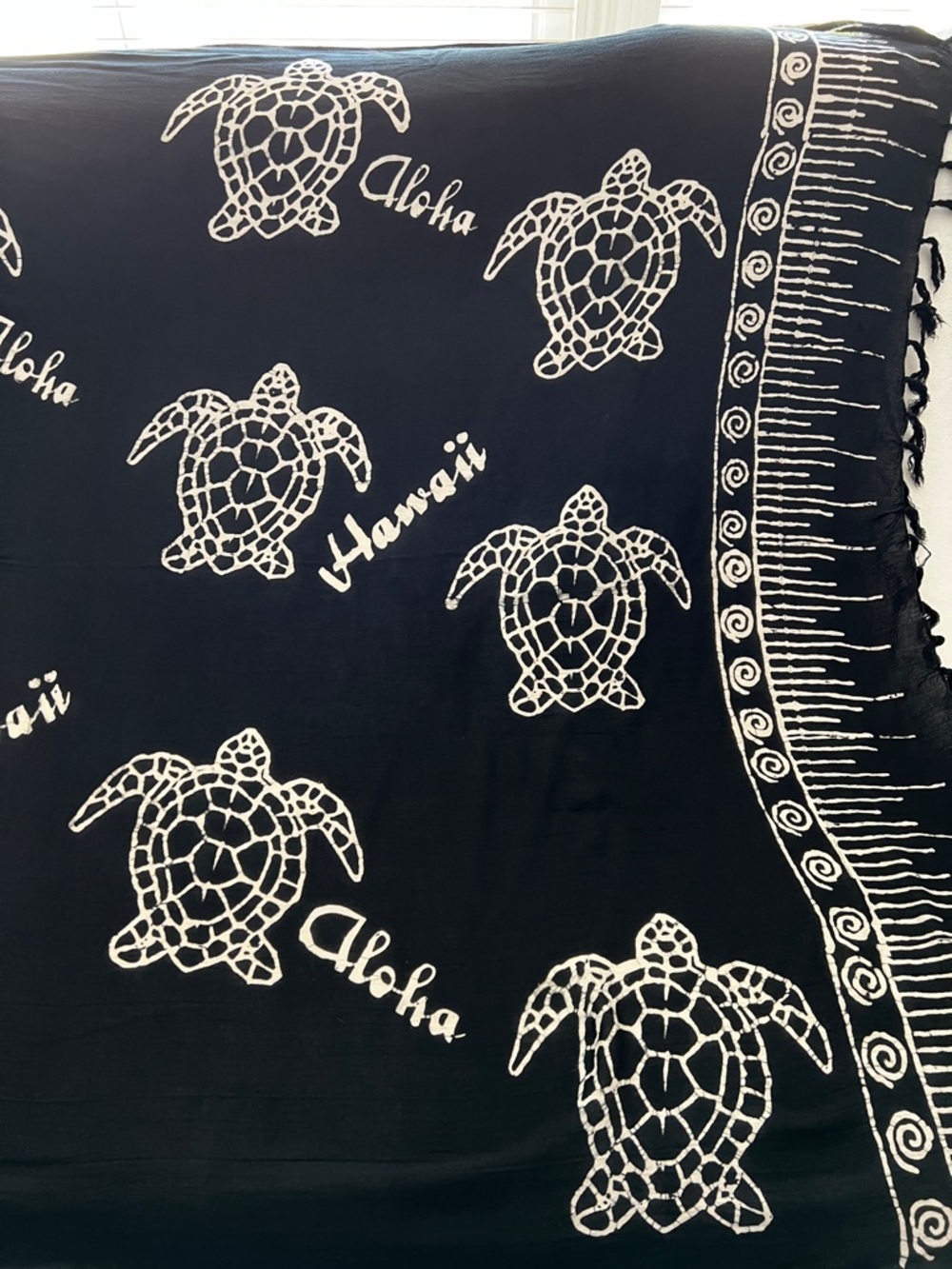 Hawaii Beachwear Sarong Pareo Turtle Animal Print Swim-Suit Cover Black White - Picture 4 of 7